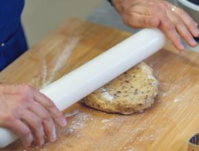 gateau de voyage amande miel et fleur de sel marque pays cathare