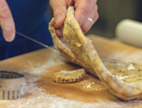 gateau de voyage amande miel et fleur de sel marque pays cathare