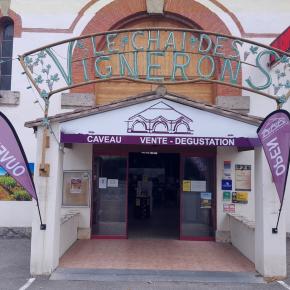 LE CHAI DES VIGNERONS
